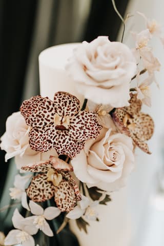 Image 15 of the wedding flowers for Secret Garden's wedding at 