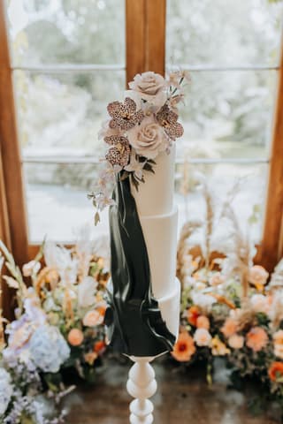 Image 33 of the wedding flowers for Secret Garden's wedding at 
